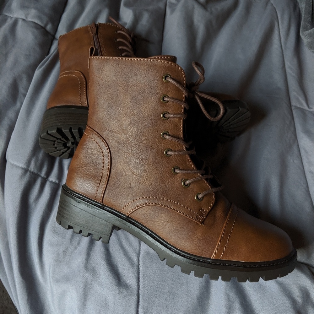 Brown combat boots (only worn once!!)